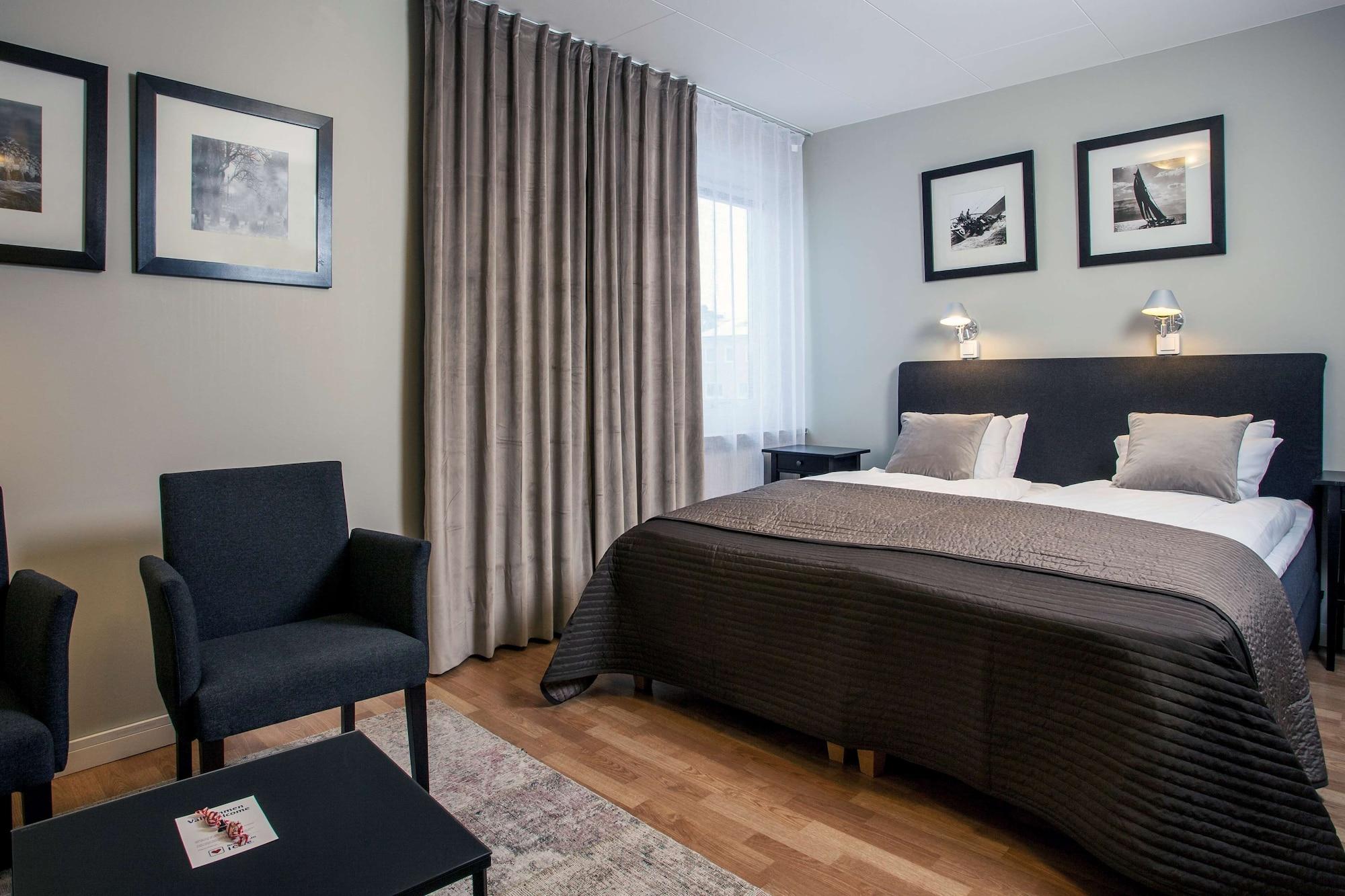 Western Hotel 3*