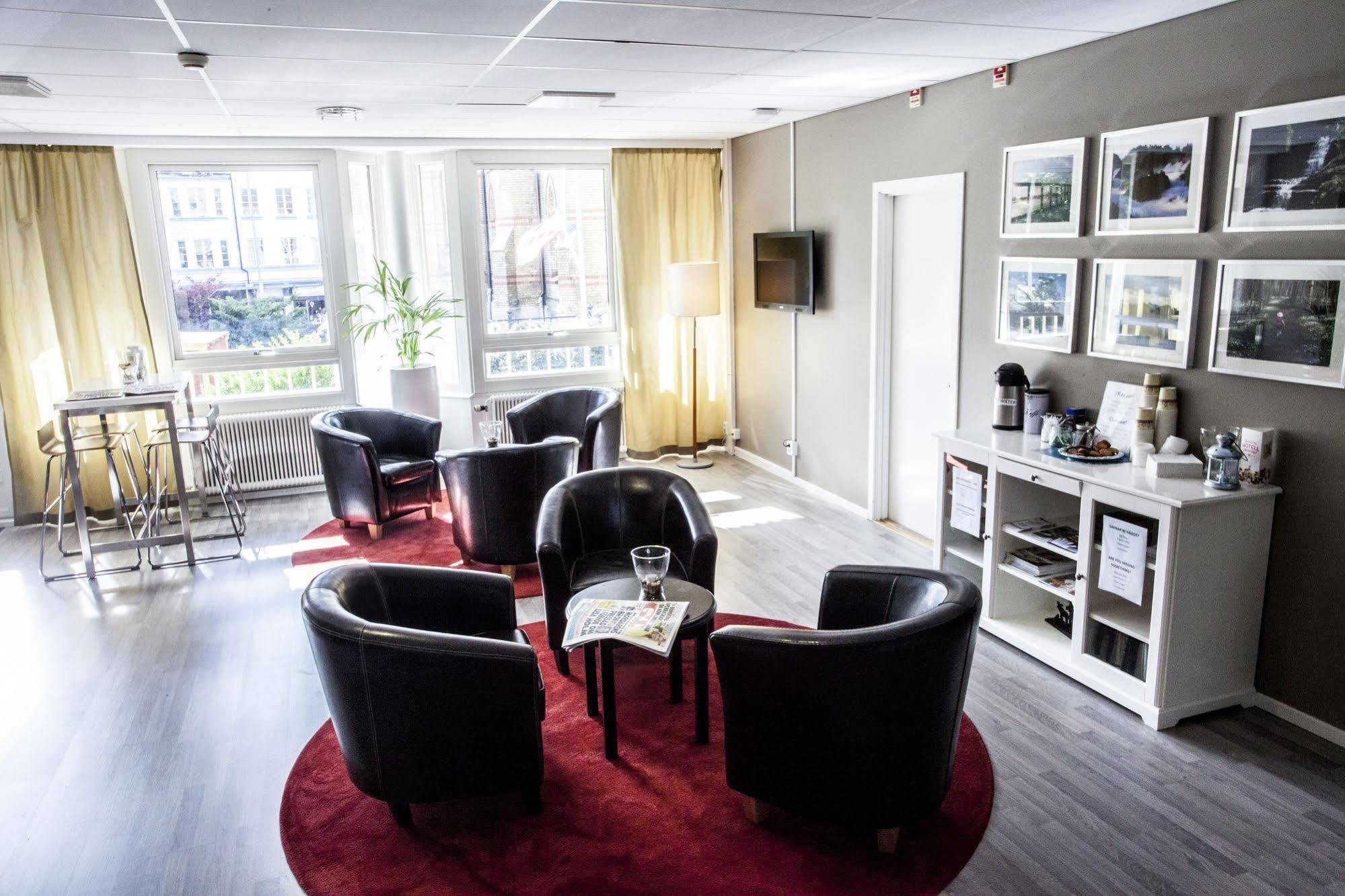 Western Hotel 3*
